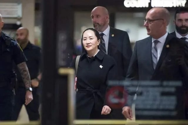 感觉华为和孟晚舟女士都在经历很难熬的一年，我们有什么能帮到的吗？