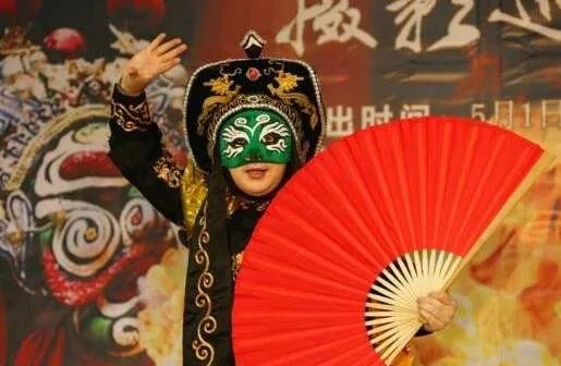川剧中的变脸究竟是怎么变的?全方位带你揭秘川剧变脸的原理