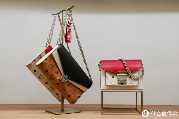 韩国新世界百货“捡漏”攻略,去新世界百货怎么买包包最划算