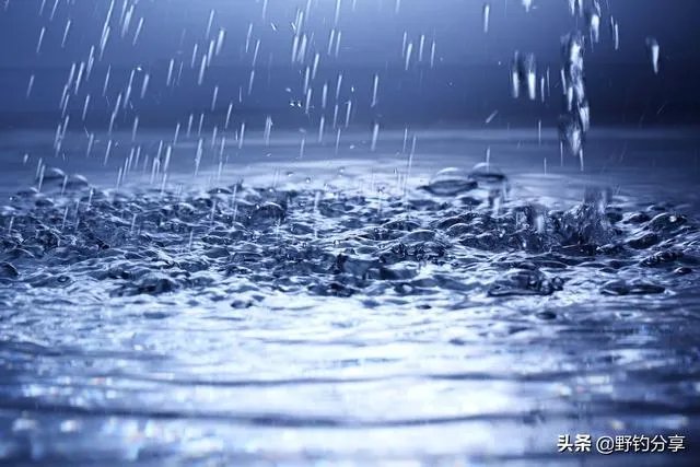 下雨天河边钓鱼,打鱼窝有没有效果,知道的老铁能否分享下经验?