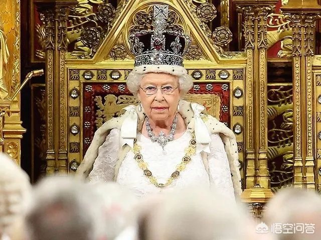 约翰逊成为英国下任首相，女王可能被迫违反王室规定，这是怎么回事？