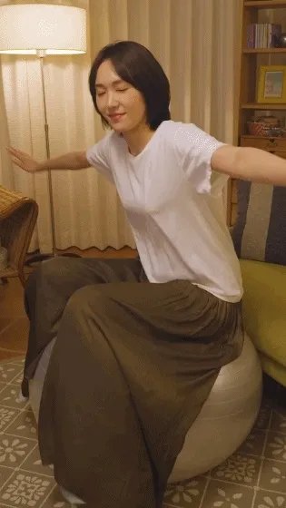 如何看待黎明在社交媒体大方宣布当爸喜讯之事？
