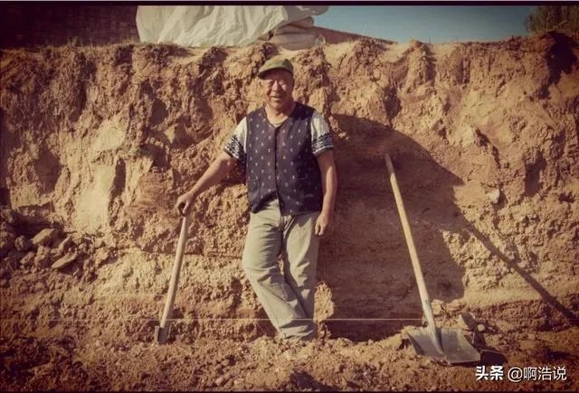 农村老人六十多岁了还在工地上打工正常吗?