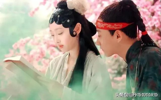 87版《红楼梦》,新版《红楼梦》和小戏骨版《红楼梦》,你喜欢哪一部?