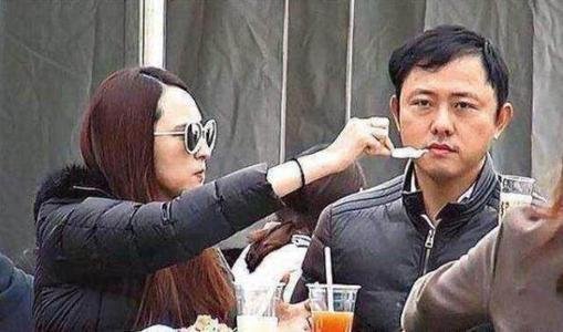吴佩慈嫁了吗?纪晓波又被爆债务危机,这次她终于松了口。后来怎样?