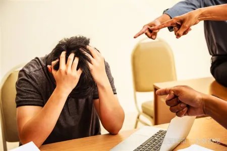 “不迁怒，不贰过”的意思？
