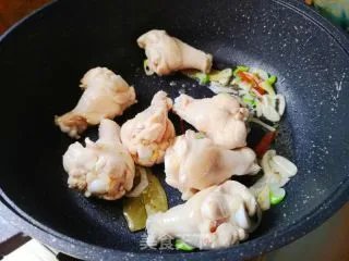 地锅鸡