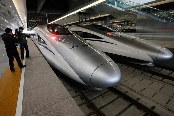 哪位高手有CRH380各个列车的详细参数