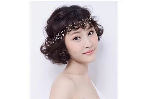 短发婚纱照发型图片  2017好看唯美的短发发型