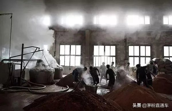 请问茅台酒收藏到底有没有价值?如果有,我们该收藏什么样的茅台酒才增值?