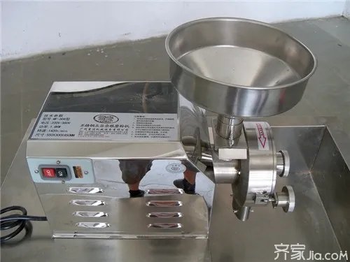 超细磨粉机什么牌子好?超细磨粉机的性能