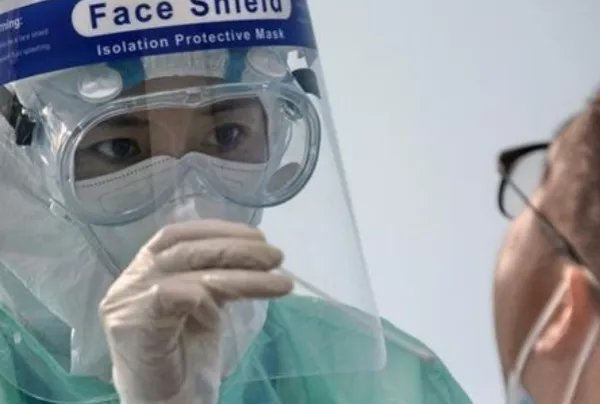银川一女子自称领导对核酸采样人员破口大骂,她的真实身份到底是什么?