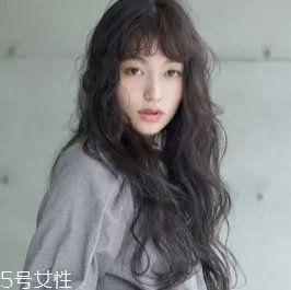 圆脸不适合什么发型?圆脸妹纸千万别留这三种发型