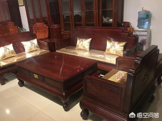 二手办公家具值得入手吗?如何才能买到放心的二手办公家具?