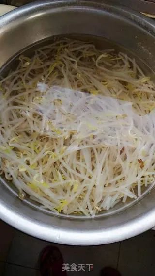 豆芽炒肉