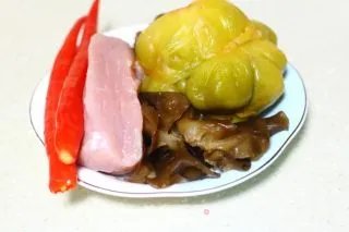 榨菜炒肉丝