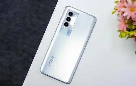 vivo手机哪款性价比高质量好(2022值得入手的手机)