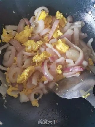 洋葱炒鸡蛋