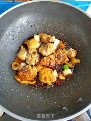 土豆炖鸡块