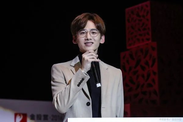白敬亭杨洋吧