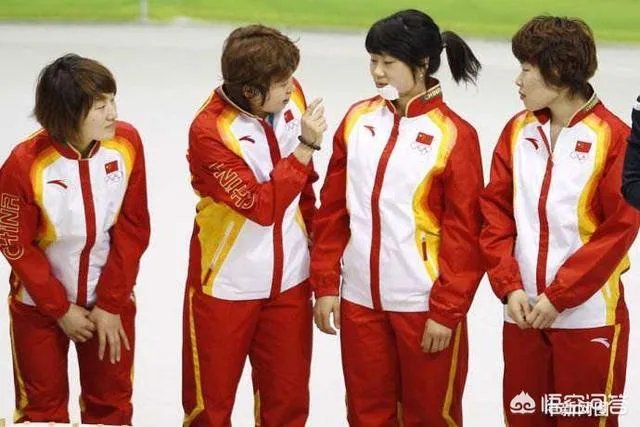 2010冬奥会短道速滑领奖台上张会怎么脸上有纱布?