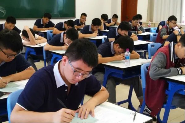 2023高考本一线是多少分?