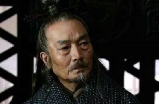 刘表坐拥荆州七郡,精兵十万为何最后会成为自守之贼?