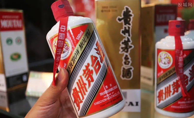飞天茅台53度回收多少钱一瓶 最新回收价格查询