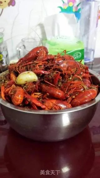 麻辣小龙虾