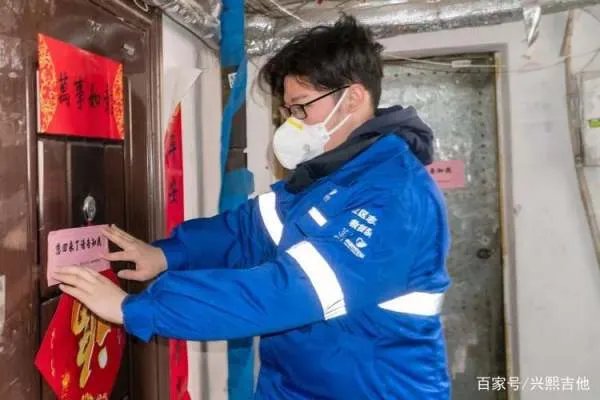 广西钦州疫情处于上升期，形势异常严峻，居民如何配合防疫工作？