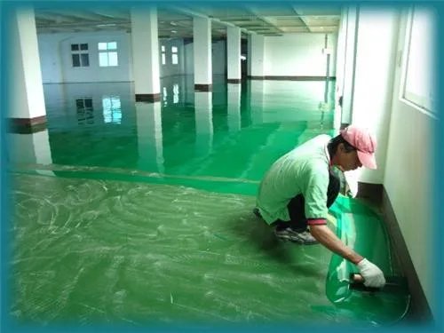 地坪漆的施工流程 施工地坪漆的注意事项