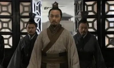 前倨后恭
