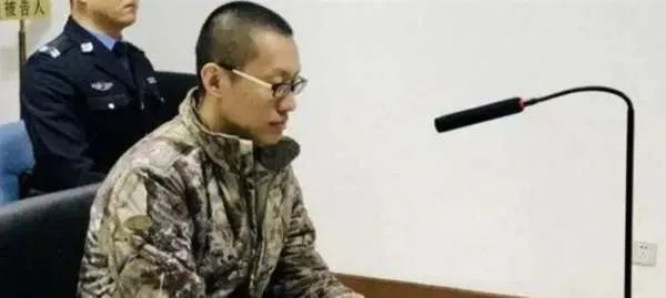 啜梦珏涉嫌诈骗罪将受审,缓刑期内再犯新罪如何处理新罪与旧罪呢?