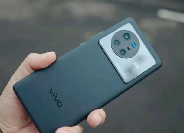 vivo手机哪款性价比高质量好(2022值得入手的手机)