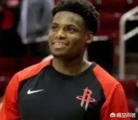 卡佩拉马上就要回来了,火箭阵容也齐整了,你们说火箭能飞起来吗?就像上赛季那样?