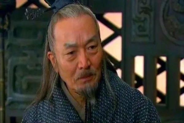 刘表坐拥荆州七郡,精兵十万为何最后会成为自守之贼?