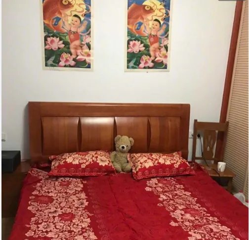 求孙心切婆婆爆改小两口出租屋，简约风秒变中南海style