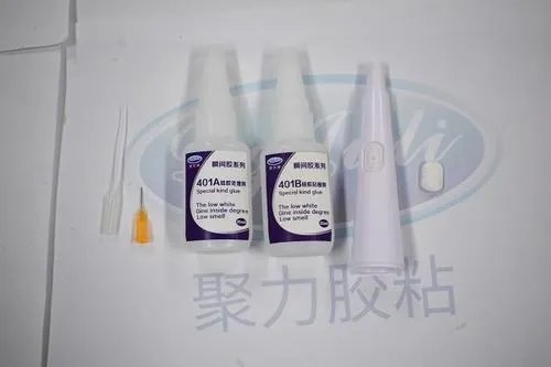 强力胶为什么不会粘住它的容器?