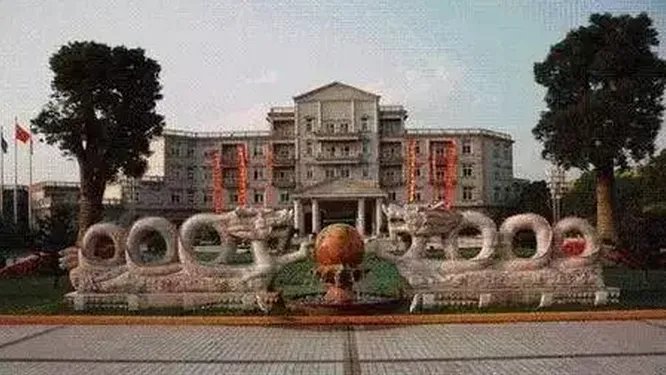 中国最土豪的六个村,到底多有钱?