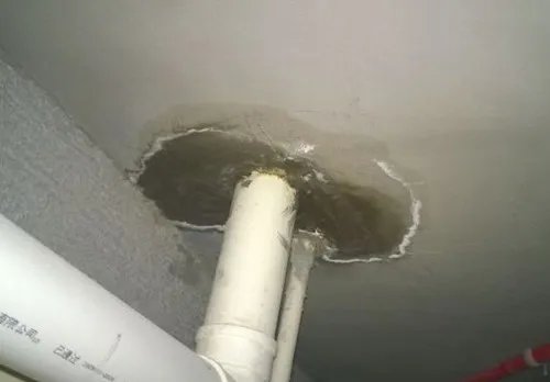 卫生间漏水的原因有哪些 卫生间漏水怎么办