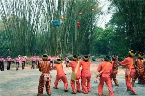 少数民族的风俗有哪些 少数民族6大古怪风俗汇总
