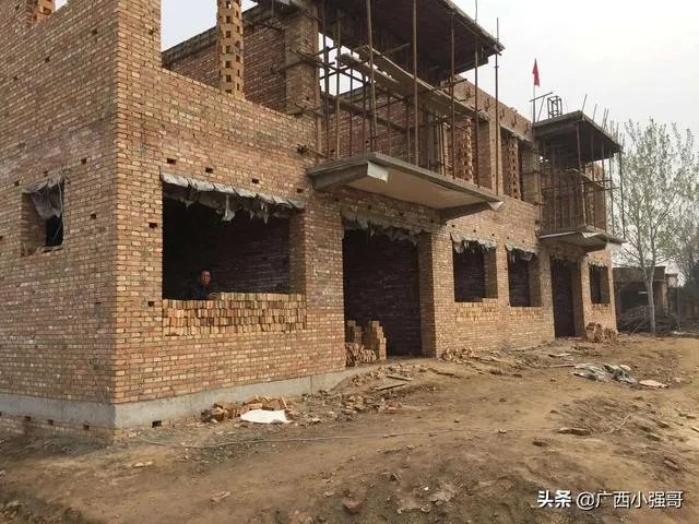 如何用15万建设和装修一座两层的农村自建房?