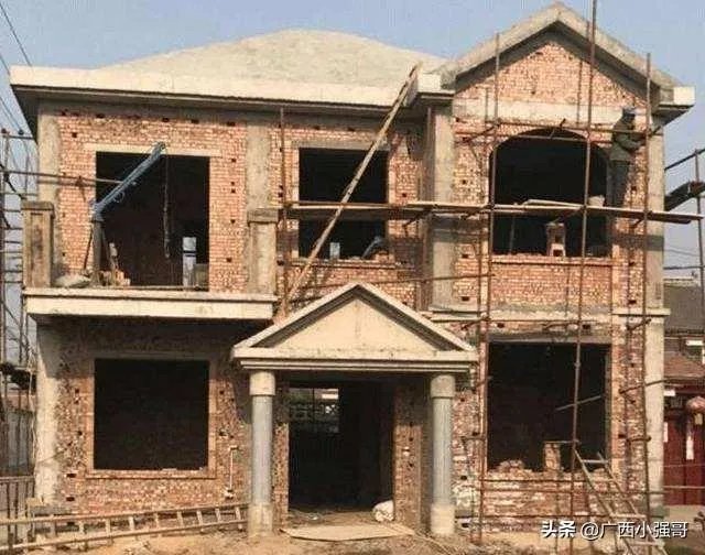 如何用15万建设和装修一座两层的农村自建房?