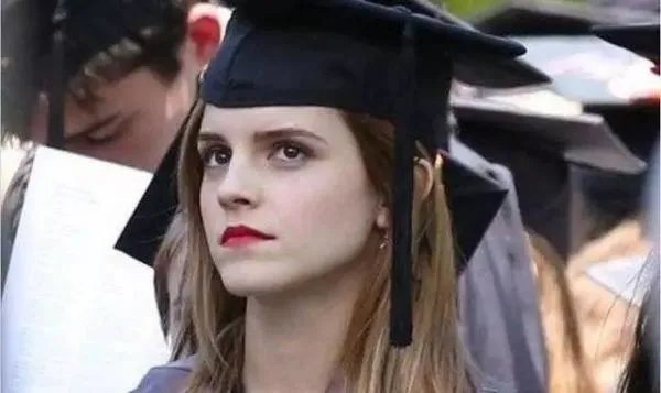 emma watson 上的是哪个大学？
