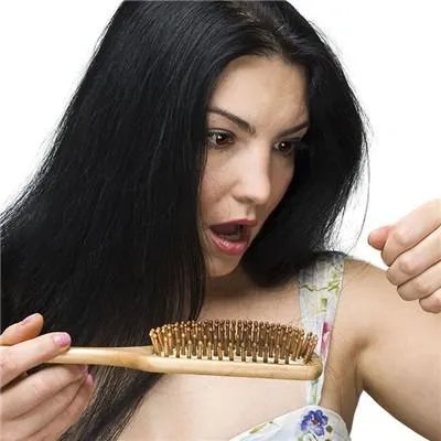 女性脱发吃什么好呢
