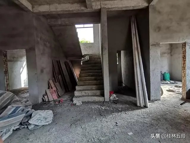如何用15万建设和装修一座两层的农村自建房?