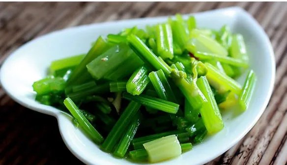 为什么芹菜叶子不能吃？