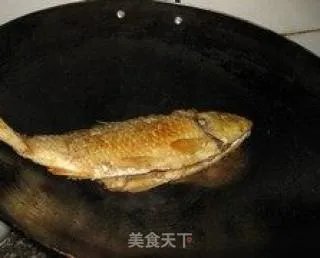 红烧鲤鱼