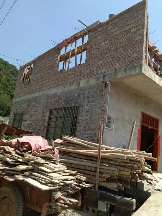 如何用15万建设和装修一座两层的农村自建房?