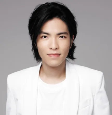武汉暴雨,萧敬腾工作室直呼他不在武汉,“雨神”真的每次出活动都下雨吗?